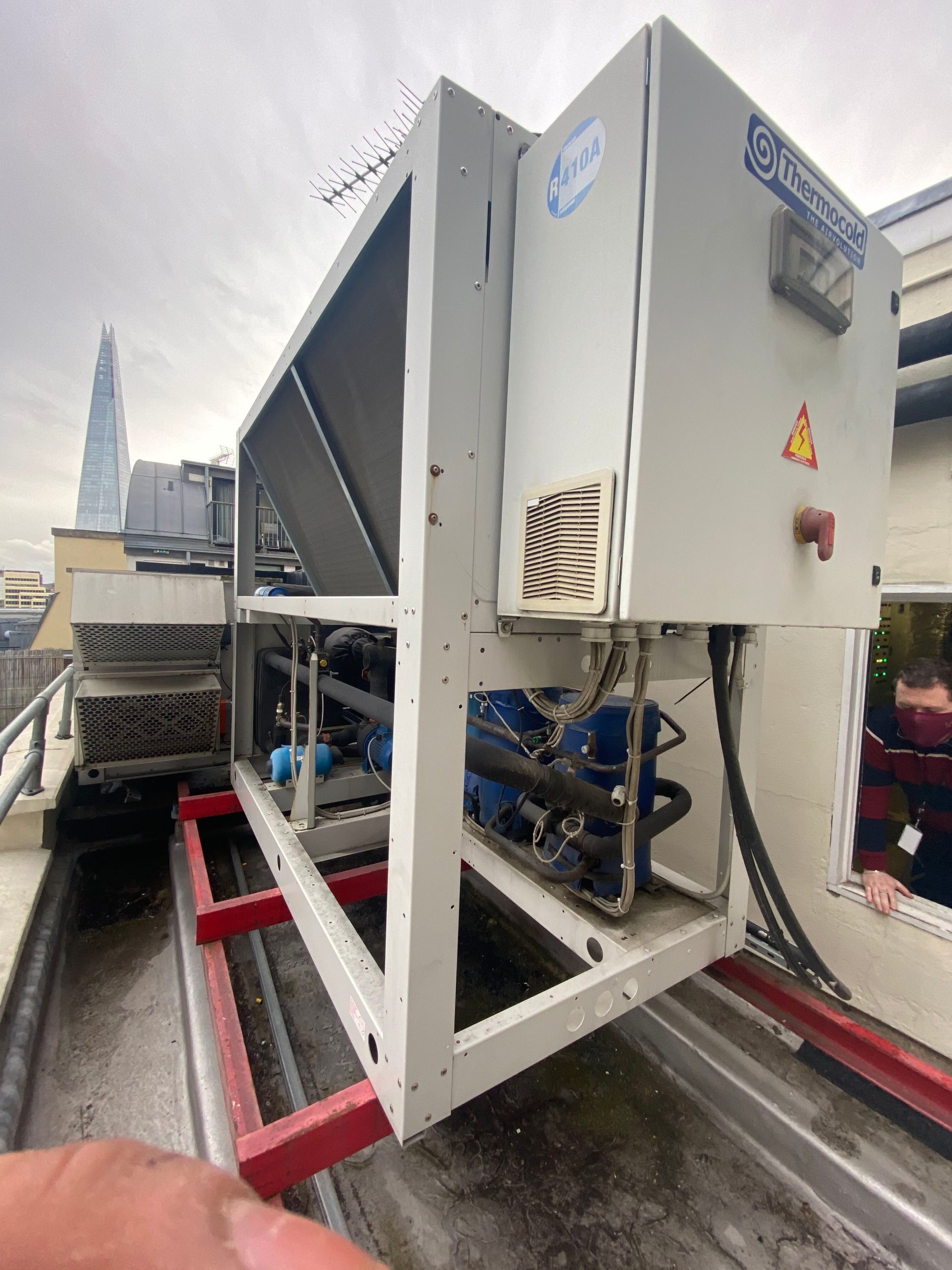 Water Chiller installation for commercial building on rooftop